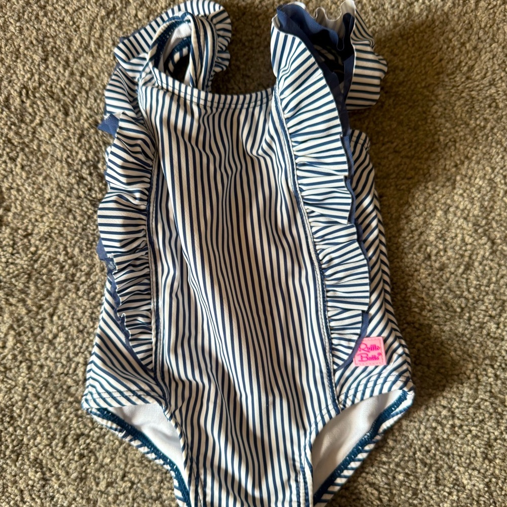 Ruffle Butts swim 6-12 months